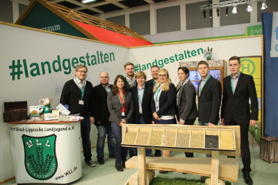 (Foto: WLL) Das WLL-Standteam hat den ersten IGW-Tag gut gemeistert.