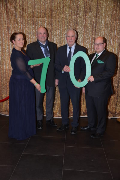 (Bild: WLL/Buhs) WLV Vizepräsident Brüggemeier und Landwirtschaftskammerpräsident Frizen gratulieren der WLL zum 70!