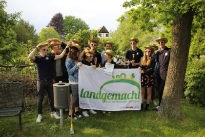 (Foto: WLL/Hoffmann) Die Landjugend Lohne präsentierte Nisthilfen-Aktion vor Ort, 24.05.2019